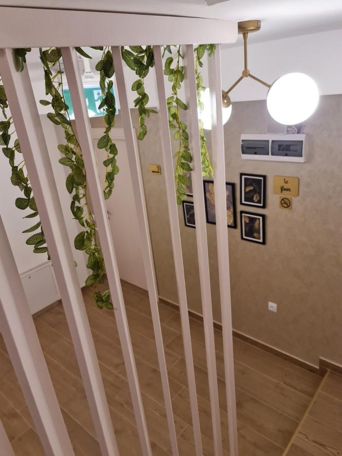 Liane Boutique Hotel Кимпулунг-Молдовенеск Екстер'єр фото