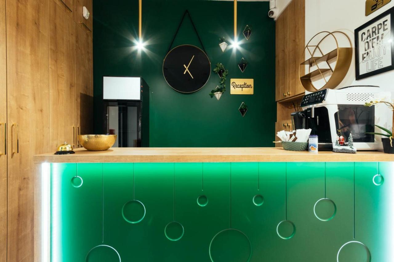 Liane Boutique Hotel Кимпулунг-Молдовенеск Екстер'єр фото