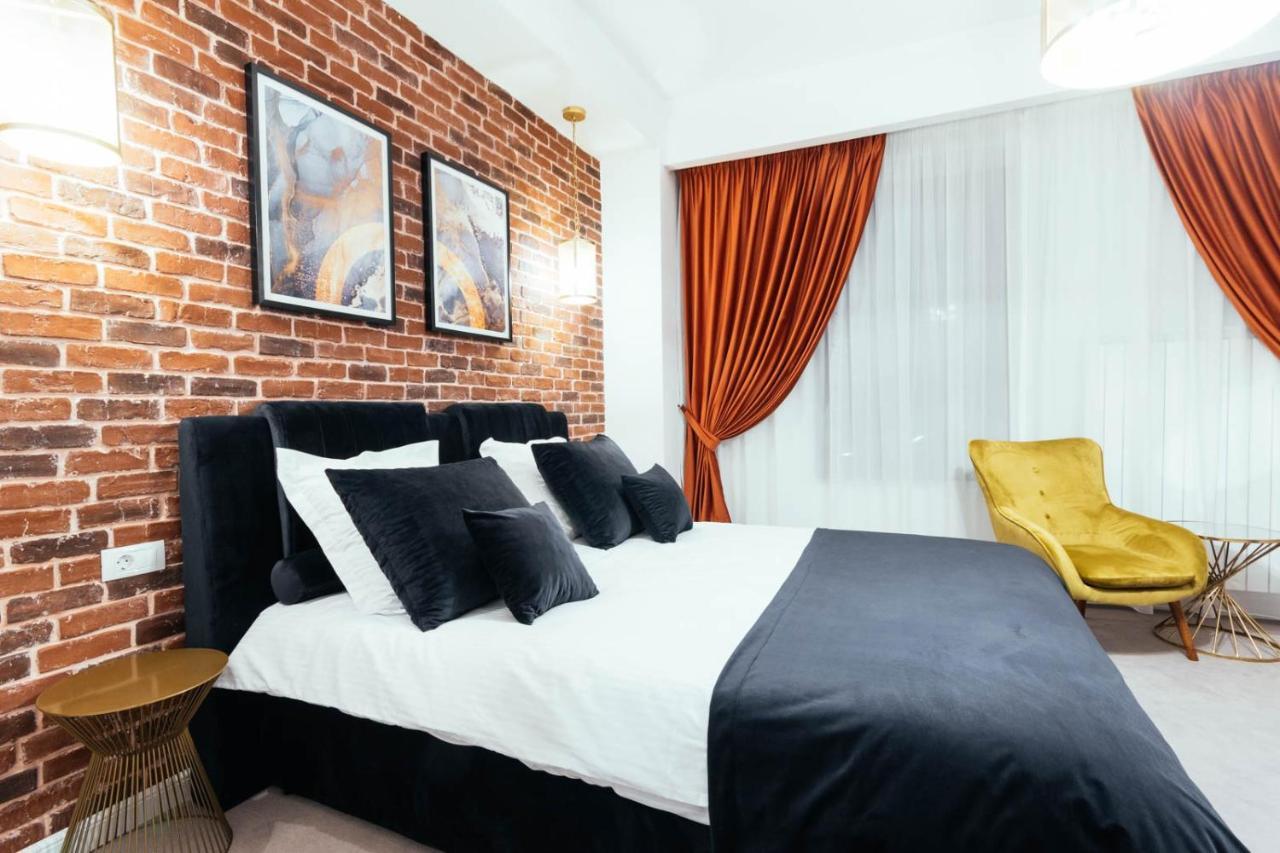 Liane Boutique Hotel Кимпулунг-Молдовенеск Екстер'єр фото